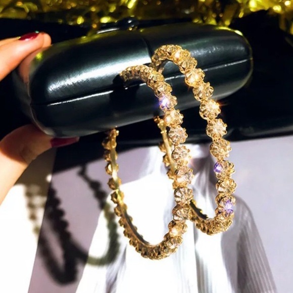 ¥ NEW 18K YELLOW GOLD DIAMOND HOOP EARRINGS - Picture 5 of 5